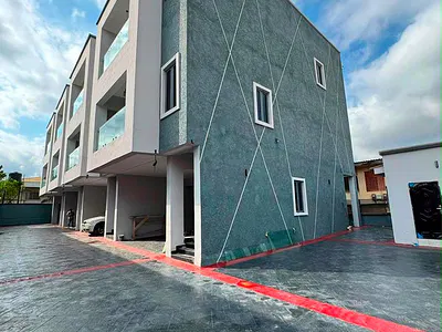 Exquisitely Designed 4 Bedroom Terrace Duplex