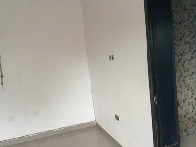 Self Contain