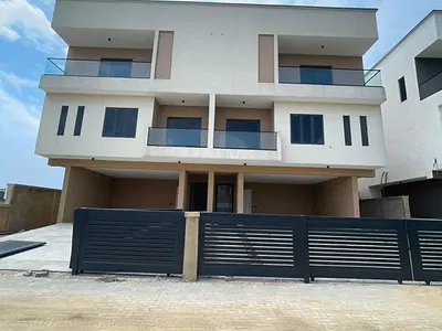 Impeccable 4 Bedroom Semi- Detached Triplex Home in a Serene Area