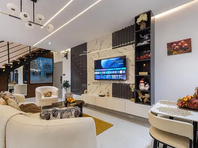 Newly Opened Luxury 2-Bedroom Loft/Maisonette with Pool, Gym & PS5