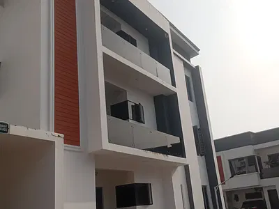 Fully Serviced 3 Bedroom Apartment — Lekki, Lagos