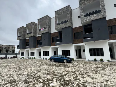 Luxury 4 Bedroom Terrace with BQ