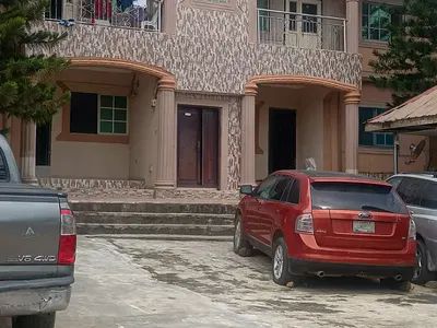 Newly Renovated 2 Bedroom