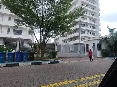 Luxury 3 Bedroom Apartment