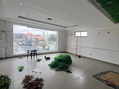 35SQM Shop Space