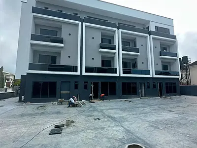 Newly Built 4 Bedroom Terraced Duplex