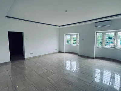 6 Units of Exquisite 4-Bedroom Apartments with BQ