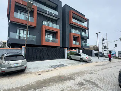 Standard 2 Bedroom Apartment with Elevator and Swimming Pool Suitable