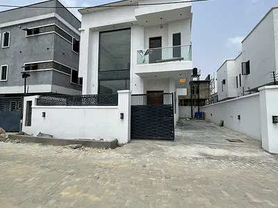 Mouth Watering 4 Bedroom Detached Duplex with BQ and Swimming Pool — Ajah, Lagos