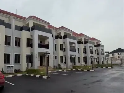 Newly Built Estate Comprise 18 Units of 3 Bedroom and 12 Units of 4 Be