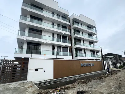 Luxury 2 Bedroom Apartment + Elevator, Gym, Lounge
