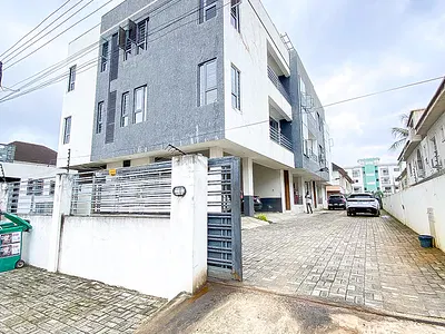 2 Bedroom Apartment (Unfurnished)