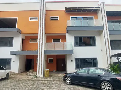 Newly Finished Luxury 4 Bedroom Terrace Duplex with 2 Rooms BQ
