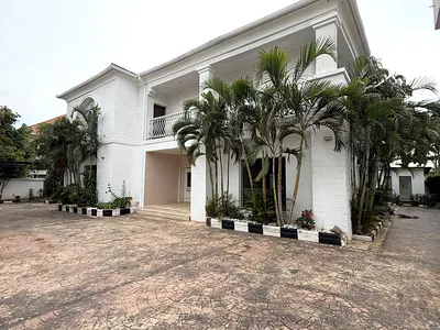 Luxurious 6 Bedroom Detached Duplex, Greenery, BQ, Gazebo