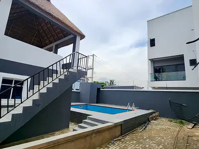 Spaciously Built 4 Bedrooms Terraced Duplex with BQ