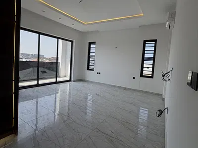 Luxury 3 Bedroom Maisonettes with BQ