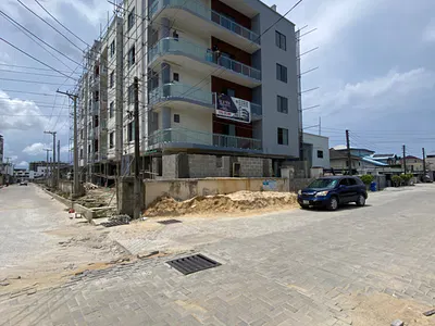 2 Bedroom Apartment with Rooftop Gym