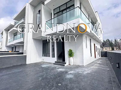 Premium Quality 4 Bedroom Semi-Detached Duplex with BQ