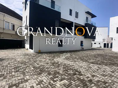 Spacious Well Built 4 Bedroom Semi-Detached Duplex