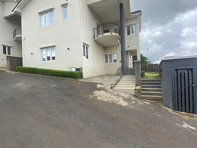 Luxury 4 Bedroom Detached Duplex