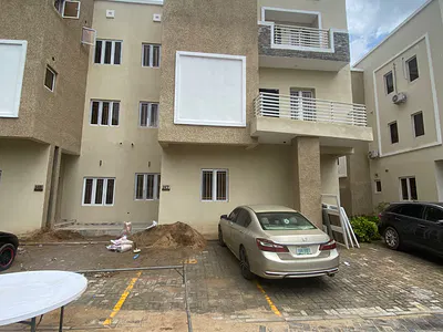 4 Bedroom Semi Detached Duplex with BQ