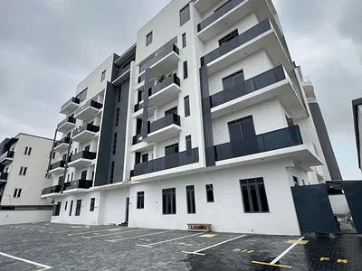 Luxury 2 Bedroom Apartment with Elevator in a Secure Estate