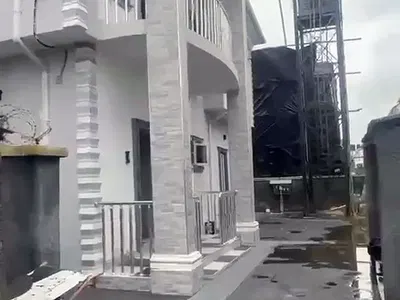 Tasteful 5 Bedroom Detached Duplex