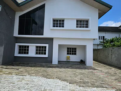 Commercial 5 Bedrooms Semi-Detached Duplex with 2 Rooms BQ — Lekki Phase 1, Lekki, Lagos
