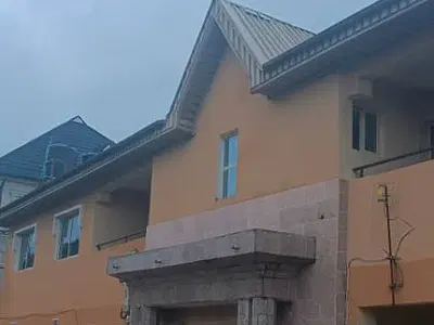 Standard 3 Bedroom Apartment Upstair