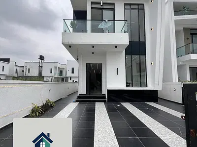 Spacious 5 Bedroom Detached Duplex