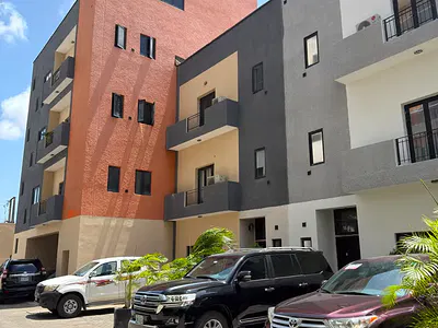 Luxury and Spacious 2-Bedroom Flat