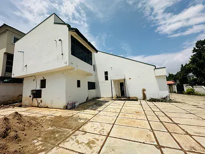 5 Bedroom Detached Duplex with BQ
