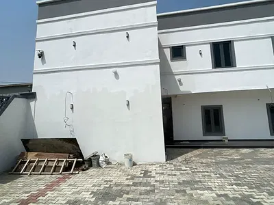 Luxurious Room and Parlour