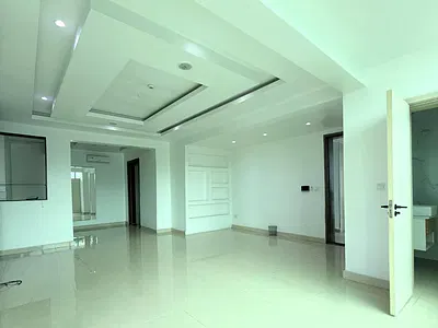 Luxury 3 Bedroom Apartment