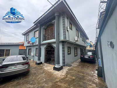 Well Maintained Sharp 4 Units of 2 Bedroom Apartments