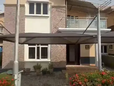 4 Bedroom Semi Detached Duplex with One Bedroom