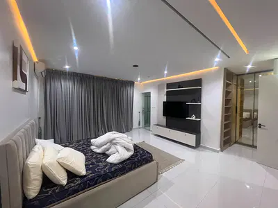 Furnished 4 Bedroom Terrace Duplex, BQ, Pool, Gym.