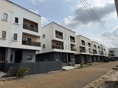 Newly Built 3 Bedroom Flat