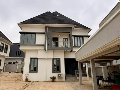3 Bedroom Fully Furnished Duplex