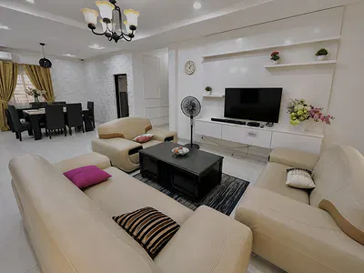 Elegant 3-Bedroom Apartment
