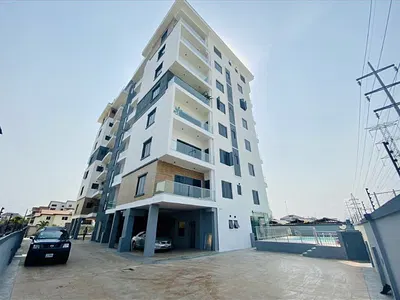 3 Bedroom Well Maintained Apartment