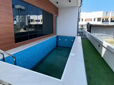 Luxury Brand New 5 Bedrooms House with Swimming Pool and Cenima