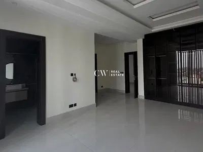 5 Bedroom Penthouse Maisonette