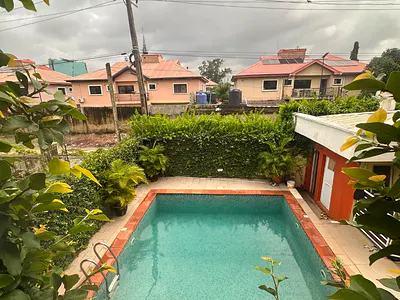 Spacious Standard 4-Bedroom Terrace with a BQ