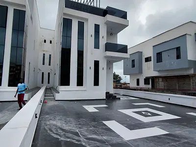 Luxury 5 Bedroom Duplex with Swimming Pool, BQ & Cinema