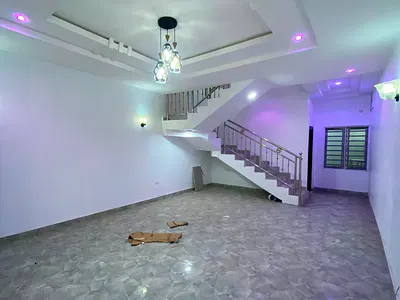 Luxury Service 2 Bedroom Terraced Duplex