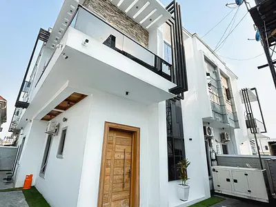 Stunning 4 Bedroom Self-Compound 2 Units Available