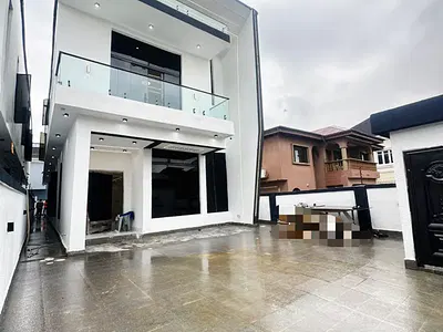 Luxury 5-Bedroom Detached Duplex+ BQ with Excellent Facility