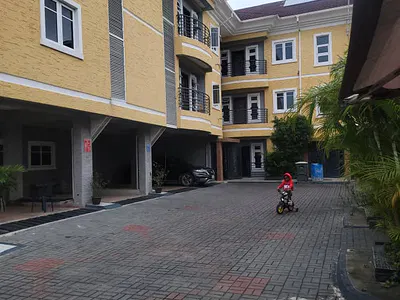 A Classy Newly Built Standard 3 Bedroom Apartment