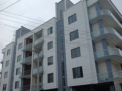 Newly Built 2 Bedroom En-Suite Flat with 1 Room BQ